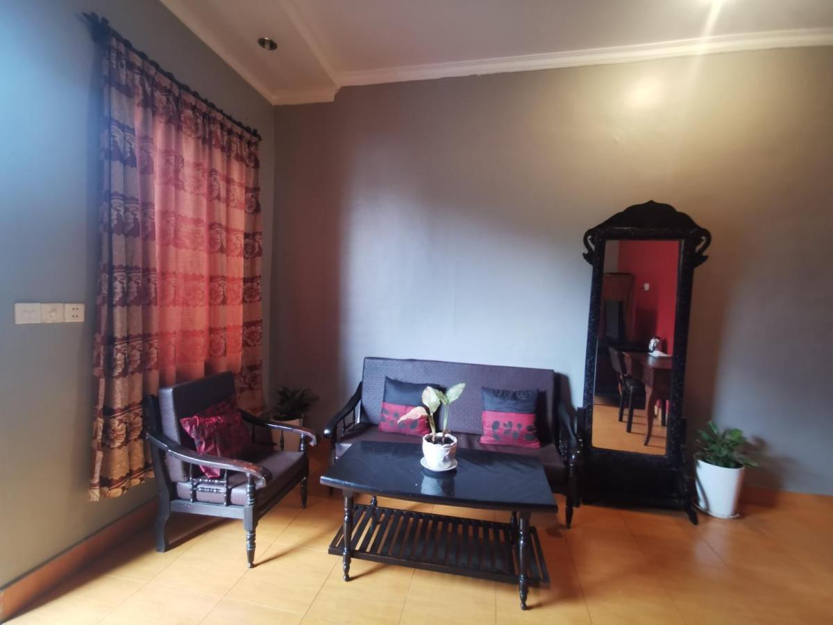 Sovanphum Guesthouse And Restaurant Phnom Penh Exterior photo