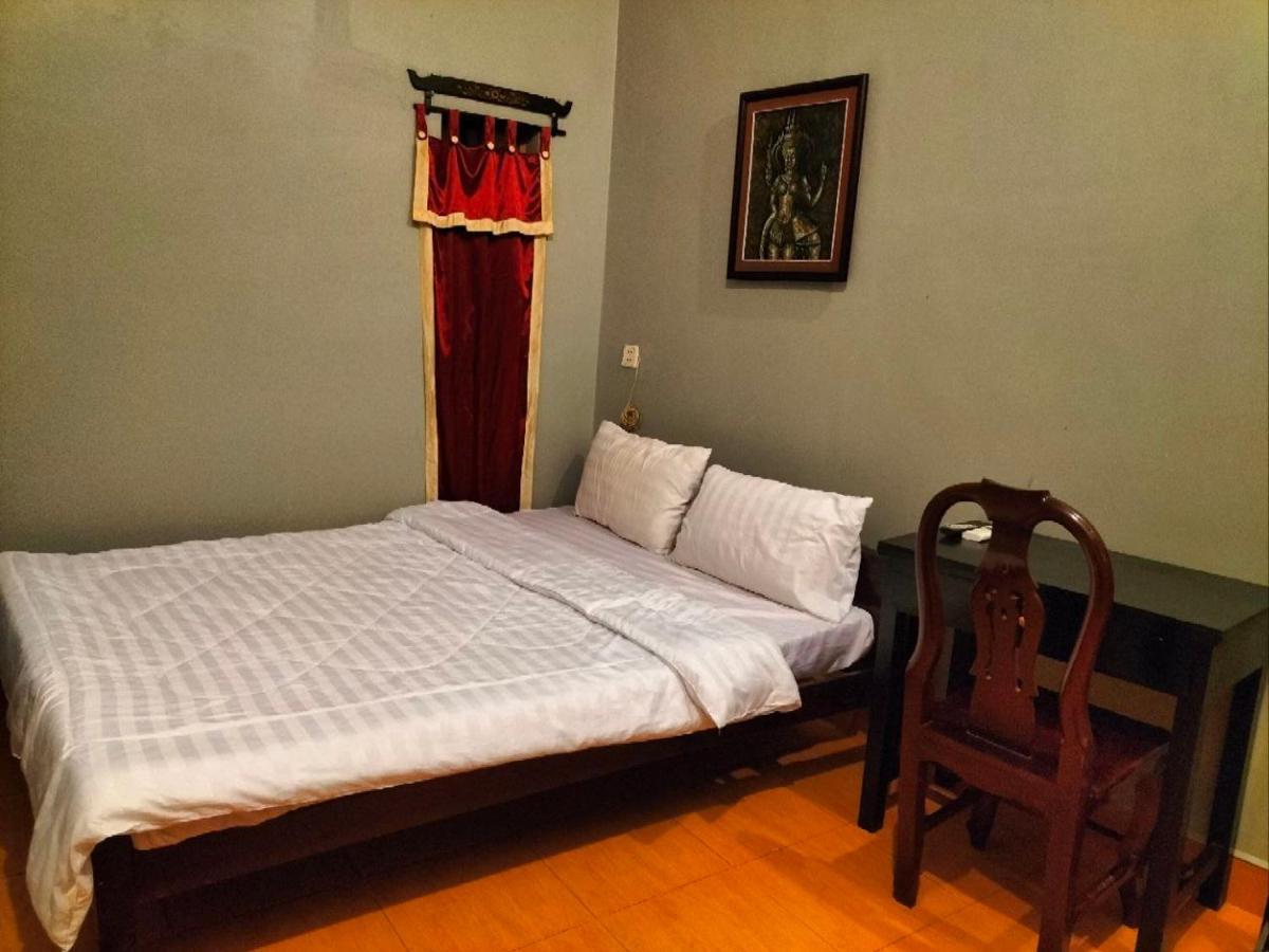 Sovanphum Guesthouse And Restaurant Phnom Penh Room photo