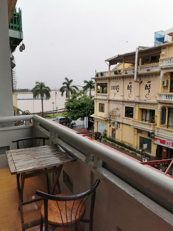 Sovanphum Guesthouse And Restaurant Phnom Penh Exterior photo